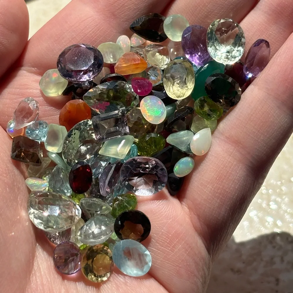 🚫DON’T-BUY🚫 GEM REVEALS TODAY! 🤑 WE’RE LIVE‼️✨🫶🏻 (read for updates) - Picture 4 of 12